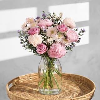 Hand-tied flowers