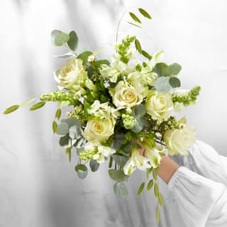 Hand-tied flowers